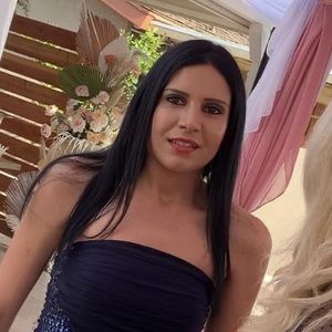 Meet your Posher, Mia